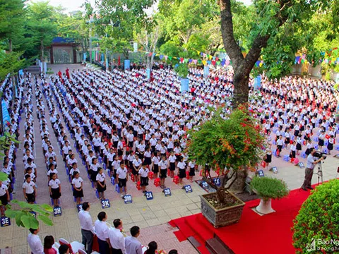 Sáng mai, hơn 850.000 học sinh Nghệ An dự lễ khai giảng trực tuyến qua sóng truyền hình