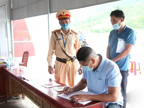 Hà Tĩnh linh hoạt trong kiểm soát, vận chuyển công dân về từ vùng dịch