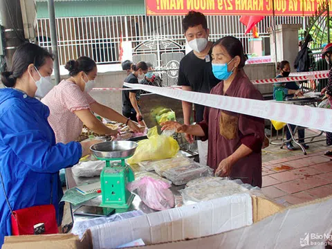 TP. Vinh: Các phường, xã đồng loạt mở điểm bán thực phẩm cho người dân