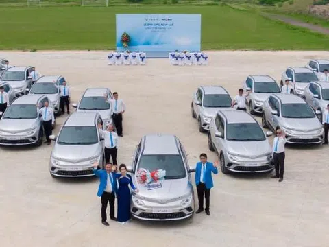 Taxi điện - Bước ngoặt lớn trong ngành xe dịch vụ tại Việt Nam