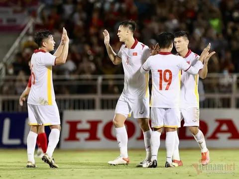 Bảng xếp hạng FIFA tháng 6: Tuyển Việt Nam tiếp tục bỏ xa Thái Lan