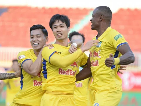 HAGL giành một loạt giải thưởng V-League tháng 7