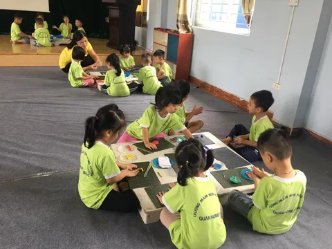 Không biến trường học thành nơi làm dịch vụ!