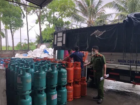 Đột kích cơ sở sang chiết gas trái phép quy mô cực "khủng"