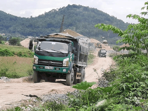 Thanh Chương, Nghệ An: Bến cát “vướng” nhiều sai phạm, ngang nhiên hoạt động, thách thức chính quyền