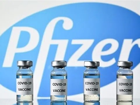 Thêm 1,2 triệu liều vaccine Pfizer do Mỹ viện trợ về đến TP.HCM