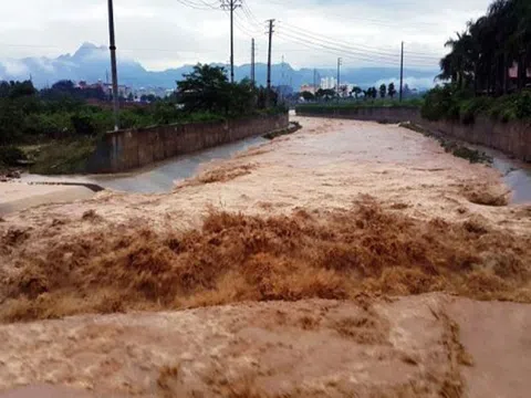 Từ ngày 9-14/11, Trung Bộ có mưa rất to, vùng núi đề phòng lũ quét, sạt lở đất