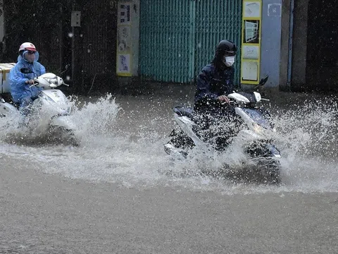 Dự báo thời tiết đêm nay và ngày mai (10-11/11): Bắc Bộ, Bắc Trung Bộ rét về đêm và sáng; Thừa Thiên-Huế và Nam Trung Bộ mưa to đến rất to