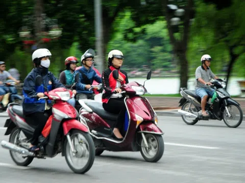 Thời tiết hôm nay (15/11): Bắc Bộ sáng và đêm trời rét, Nam Bộ mưa rào và dông rải rác