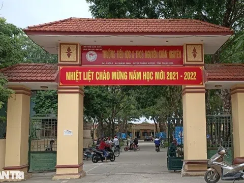 Nhân viên nhà trường không đi làm vẫn có tên trong danh sách