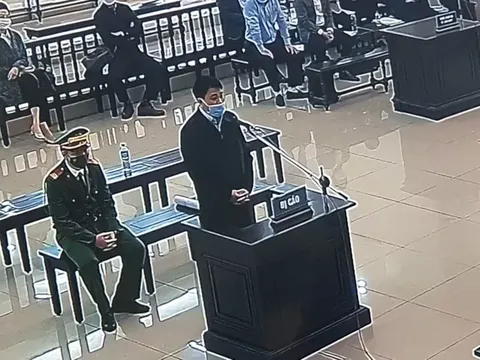 Ông Nguyễn Đức Chung: "Làm lợi cho Nhà nước như vậy nhưng lại kê biên nhà tôi"