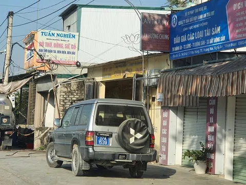 Tư nhân ngang nhiên dùng xe biển xanh: Vẫn chưa xử lý dứt điểm