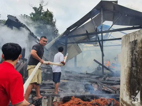 Nghệ An: Hỏa hoạn thiêu rụi nhà dân ở huyện biên giới Kỳ Sơn