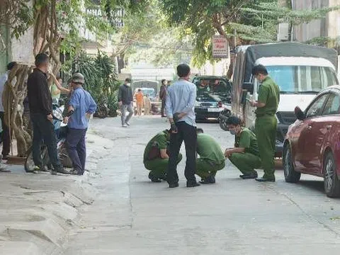 Phát hiện một phụ nữ không rõ lai lịch nằm bên đường thoi thóp với nhiều vết thương trên người