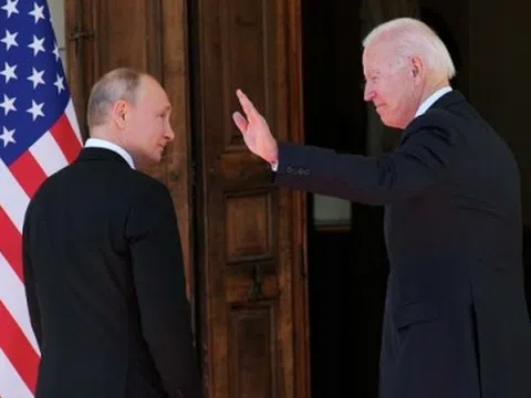 Ông Biden và ông Putin bất ngờ điện đàm