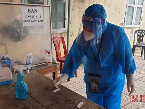 Hà Tĩnh đang điều trị cho 428 bệnh nhân COVID-19 có triệu chứng