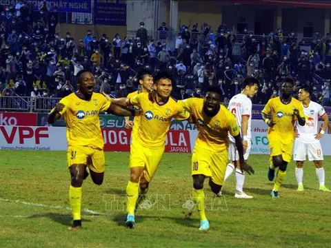 V.League 2022: Sông Lam Nghệ An thắng Hoàng Anh Gia Lai với tỷ số 2 - 0