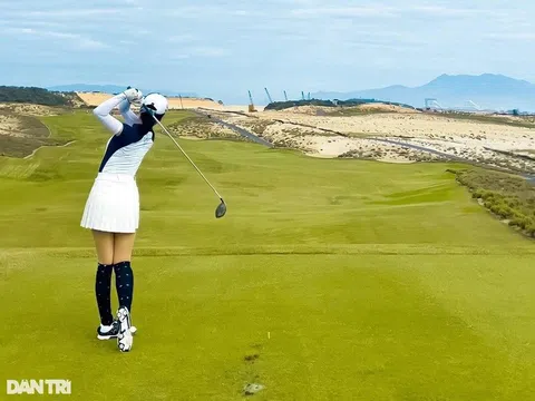 Kiều nữ trên sân golf và những mục đích ra sân "không vì golf"