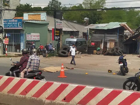 Tai nạn liên hoàn, vợ tử vong tại chỗ, chồng và con bị thương nặng