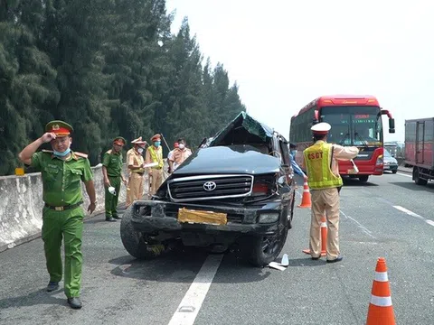 Ám ảnh những vụ nổ lốp ô tô trên cao tốc TPHCM - Trung Lương