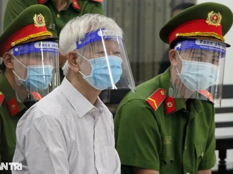 Cựu Chủ tịch Khánh Hòa: "Tôi rất hối hận về những gì đã làm!"