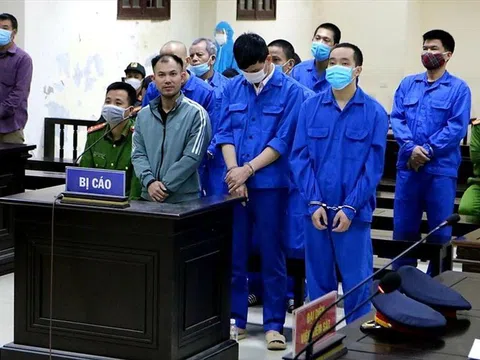 "Trùm giang hồ" Sơn "lông" lĩnh thêm 15 năm tù vì tội tham ô tài sản