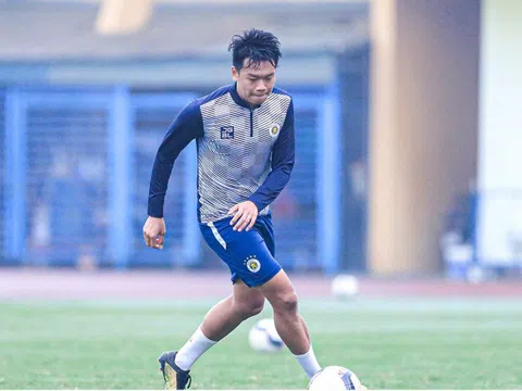 Sau Quang Hải - Đình Trọng, Hà Nội FC có nguy cơ mất cả Thành Chung