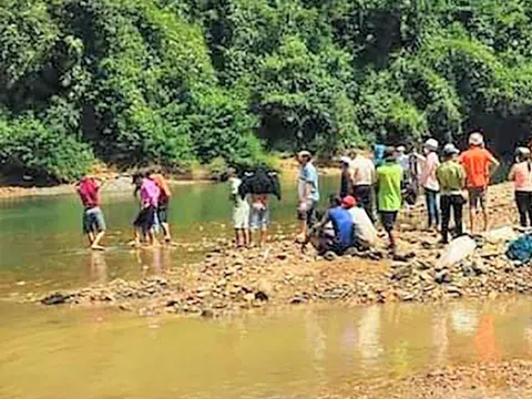 Tìm được thi thể 4 học sinh ra sông Đồng Nai tắm bị đuối nước