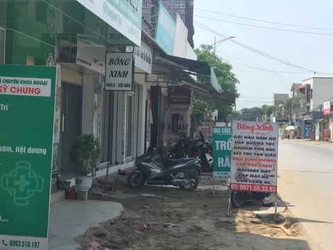 Ngán ngẩm cảnh "viễn thông lấp, cấp nước đào" trên vỉa hè thành Vinh