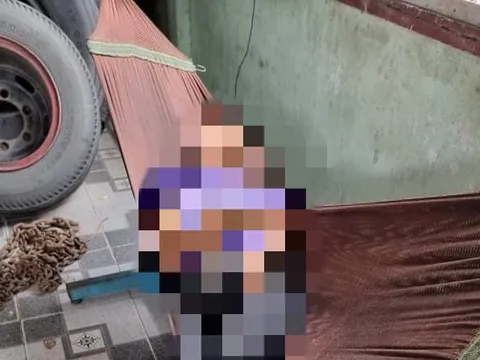 Tài xế container tử vong trên võng sau khi dự tiệc về