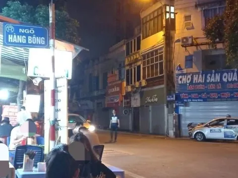 Hà Nội: Đã bắt được tài xế taxi "cướp" điện thoại hai nữ du khách Nga