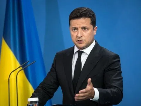 Tổng thống Zelensky tuyên bố "sẵn sàng đối thoại" với người đồng cấp Putin