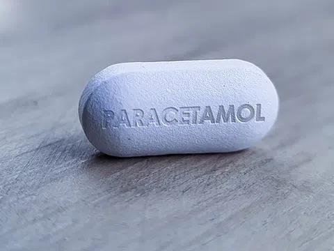 Nghệ An: Trẻ 10 tuổi bị ngộ độc khi uống thuốc Paracetamol để hạ sốt