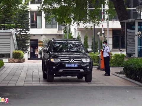 Cảnh sát xuất hiện tại nhà ông Nguyễn Thanh Long