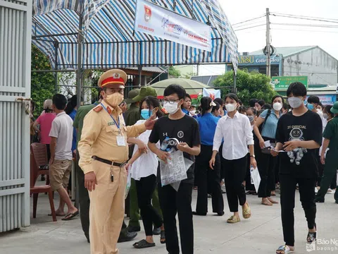 Sáng nay 8/6, thí sinh lớp 10 của Nghệ An bước vào môn thi cuối cùng