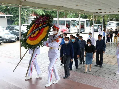 Lễ tang ông Tạ Quang Chiến- người cận vệ cuối cùng của Bác Hồ