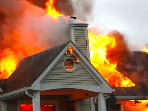 Bí ẩn thi thể người đàn ông tử vong trong ngôi nhà phát hoả lúc rạng sáng