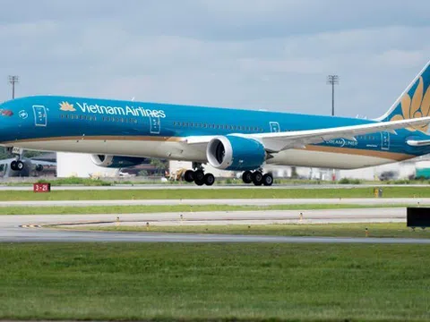 Cổ phiếu của Vietnam Airlines bị đưa vào diện kiểm soát