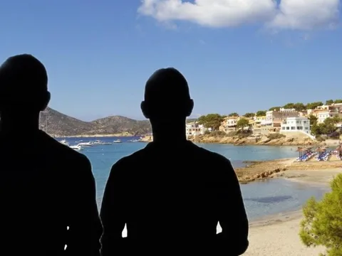 Khán giả Việt liệu có quá khắt khe với nghệ sĩ gặp scandal?