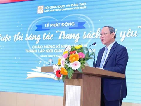 Vi phạm về SGK thế nào khiến lãnh đạo NXB Giáo dục bị cảnh cáo?