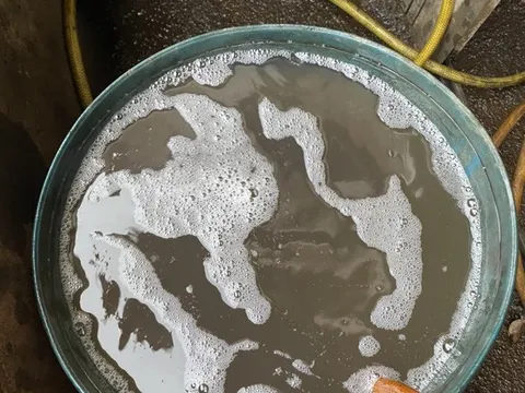 Niêm phong bồn chứa cây xăng bị khách tố bơm dầu lẫn nước vào ôtô