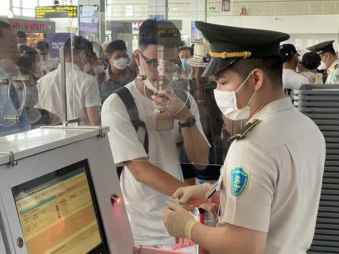 Hàng không cảnh báo nhiều hành vi gây mất an toàn chuyến bay