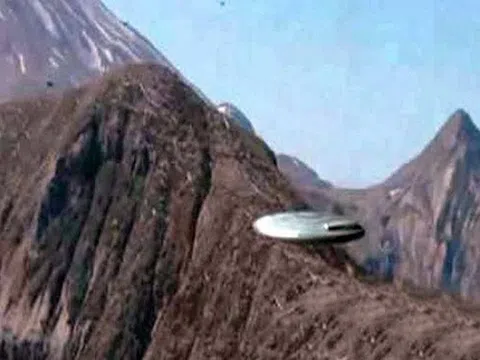 Nóng: CIA lộ tài liệu mật về UFO “ẩn nấp” trên dãy Himalaya