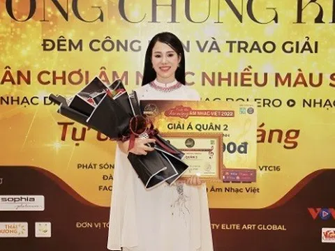 Nữ ca sỹ trẻ xứ Nghệ tỏa sáng trong đêm chung kết cuộc thi Tài năng âm nhạc Việt