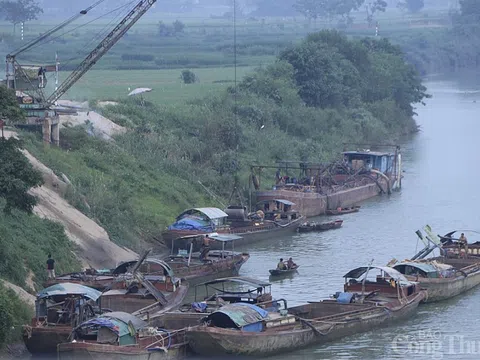 Nghệ An: Khai thác cát trái phép vẫn hoành hành trên sông Lam