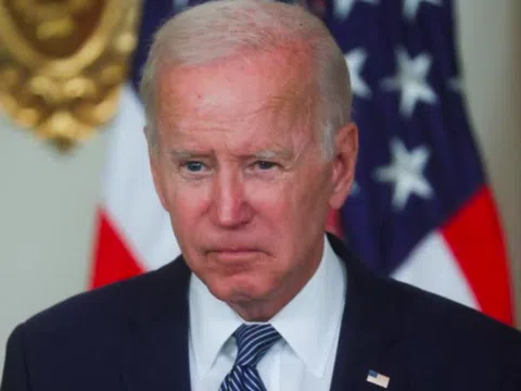 Tỷ lệ ủng hộ ông Biden thấp đáng lo ngại trước thềm bầu cử giữa kỳ