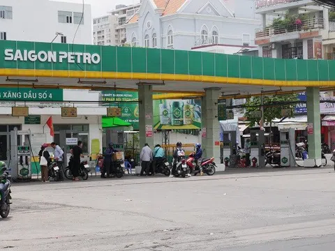 Saigon Petro vừa bị tước giấy phép kinh doanh xăng dầu, nắm giữ thị phần bao nhiêu?