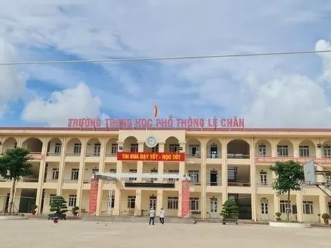 Trường trả lại phụ huynh hàng trăm triệu tiền lắp trạm biến áp