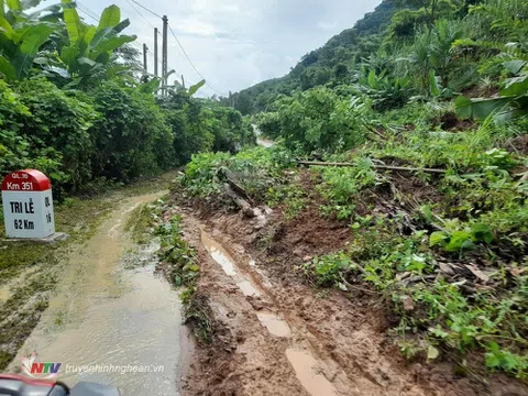 Kỳ Sơn tiếp tục bị thiệt hại nặng do sạt lở đất và lũ quét