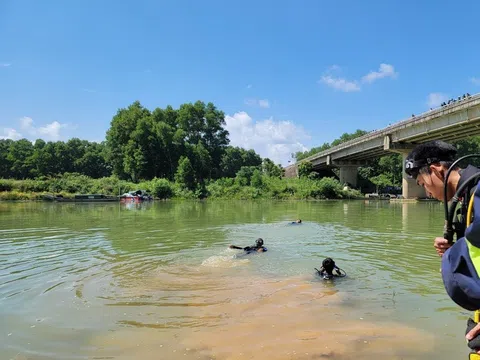 Đã tìm thấy thi thể nam thanh niên nhảy cầu Đuồi